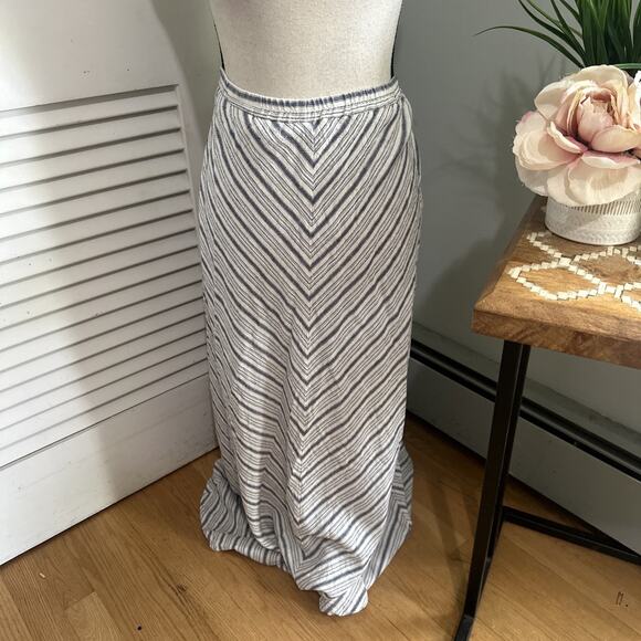 FOR CYNTHIA Womens Skirt Large Blue Cream Chevron Maxi Lagenlook Casual Coastal - Picture 1 of 11